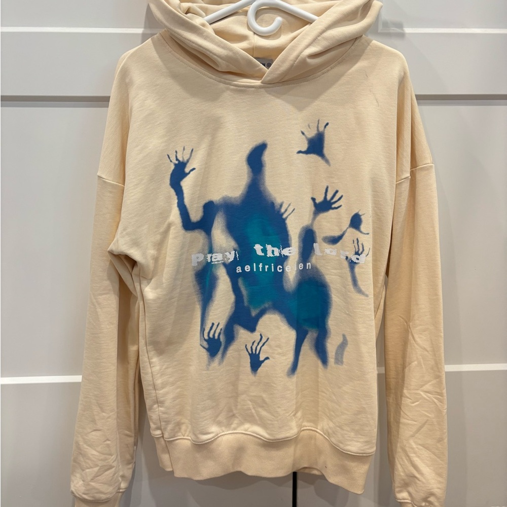 Aelfric Eden Cream Hoodie with Blue Graphic